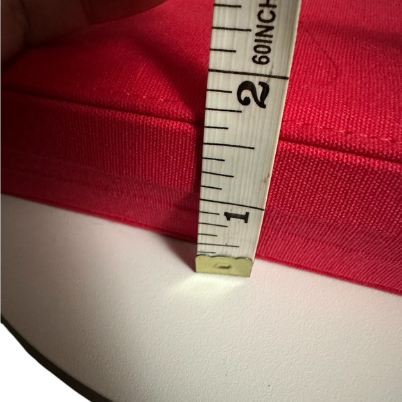 Valentino Lipsticks bundle Matte Blushing Nude 112R/Refill Satin Red 204R Pouch - Picture 14 of 16